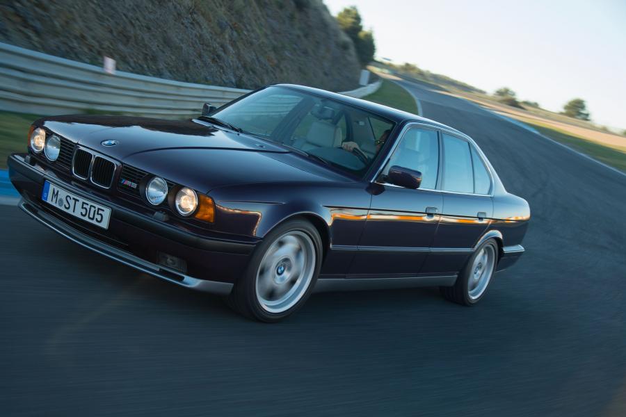  BMW M5 Sedan (E34) 1991 года  (WW) (фото 10 из 42)